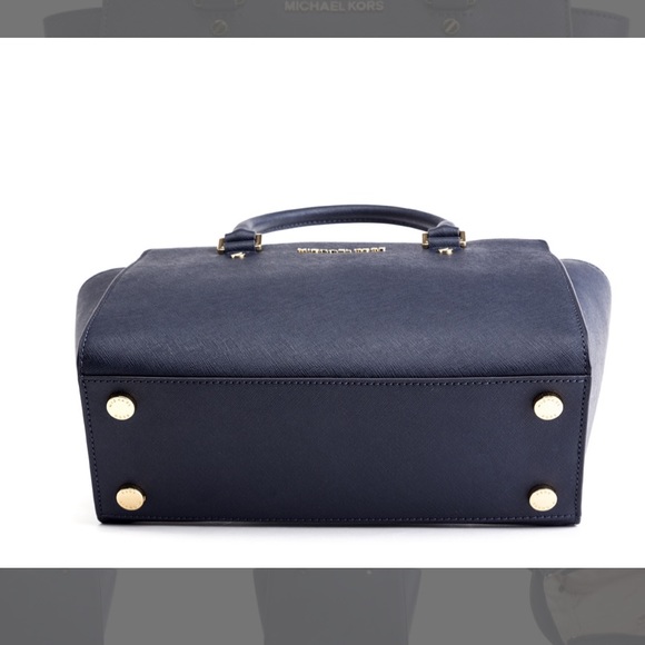 ✨👛MICHEAL KORS SELMA MEDIUM SAFFIANO LEATHER SATCHEL 👛✨ - Picture 4 of 11